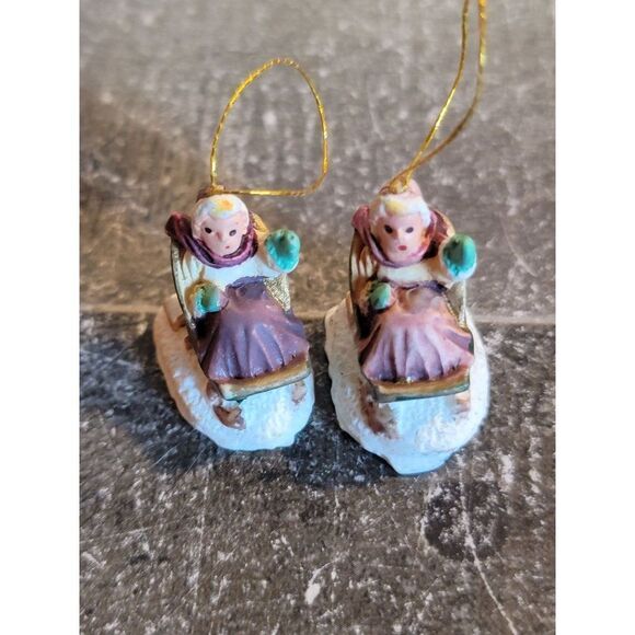Miniature sledding Xmas kid ornaments set Decor - Picture 1 of 4